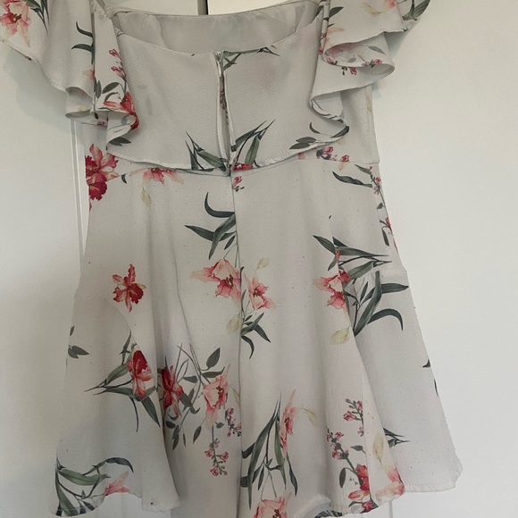 Cute Playsuit; Harper and Me Size 8 - Picture 2 of 4